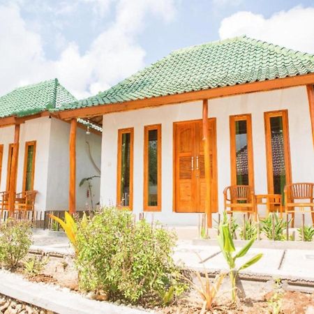 Kubu Reot Taman Asri Villa Batumadeg Exterior photo