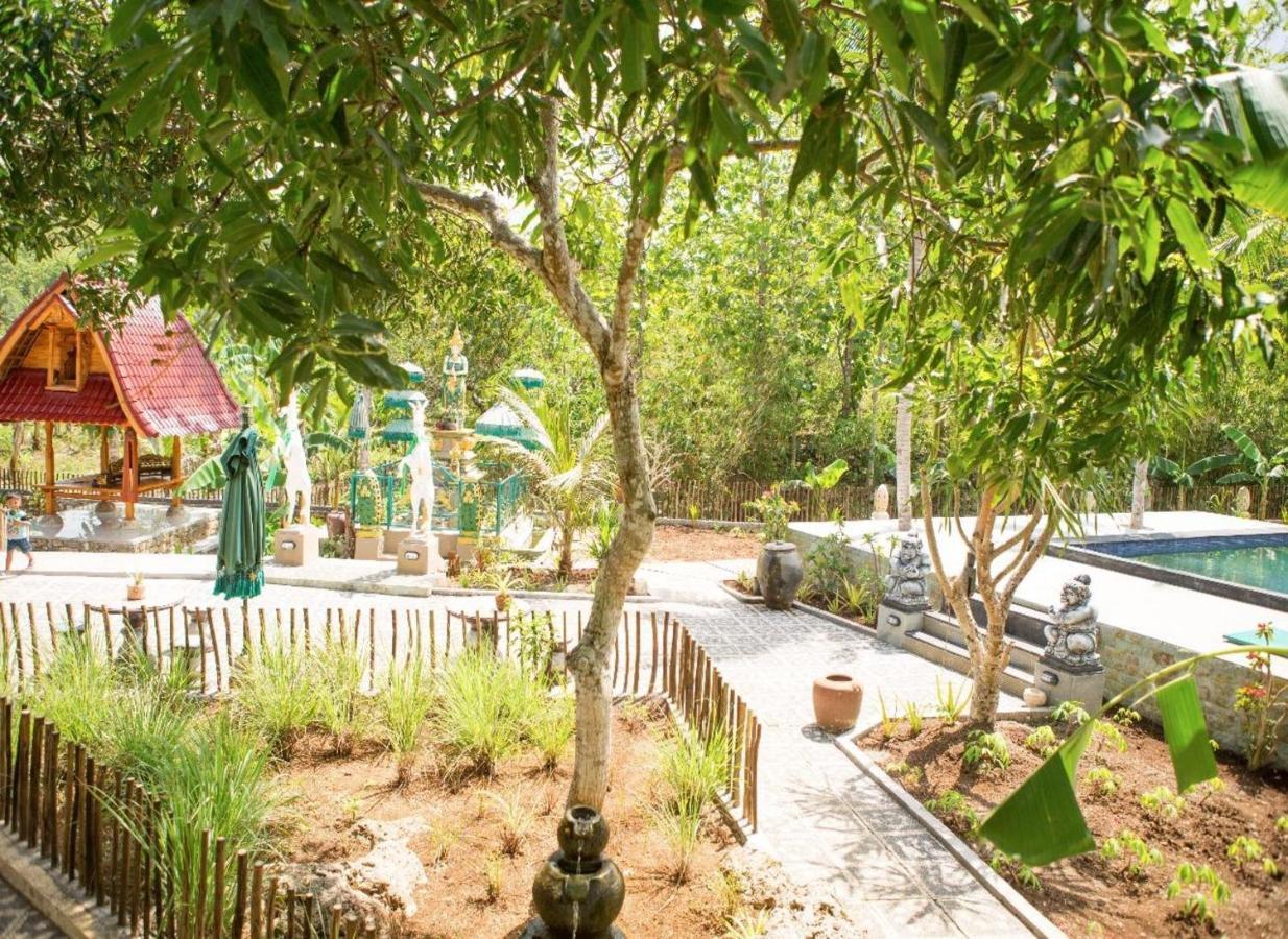 Kubu Reot Taman Asri Villa Batumadeg Exterior photo